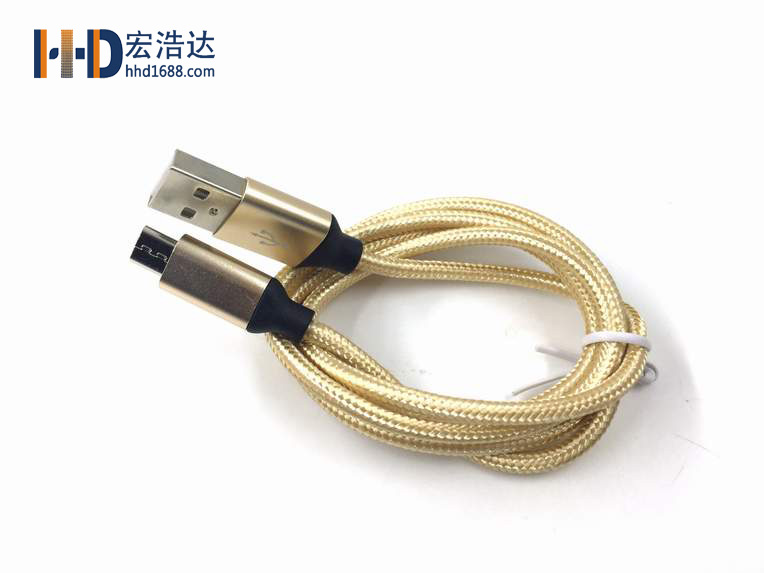 宏浩達數據線工廠告訴你定制批發的手機數據線什么牌子好呢？