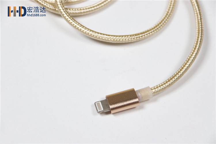 宏浩達(dá)電子數(shù)據(jù)線廠家定制、采購(gòu)、批發(fā)數(shù)據(jù)線多少錢？