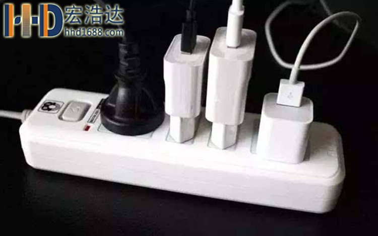 手機數(shù)據(jù)線在插板上長期不拔掉，會對數(shù)據(jù)線造成不良的影響嗎？